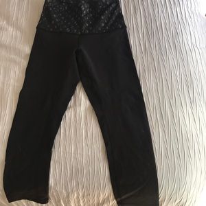 Lululemon leggings!